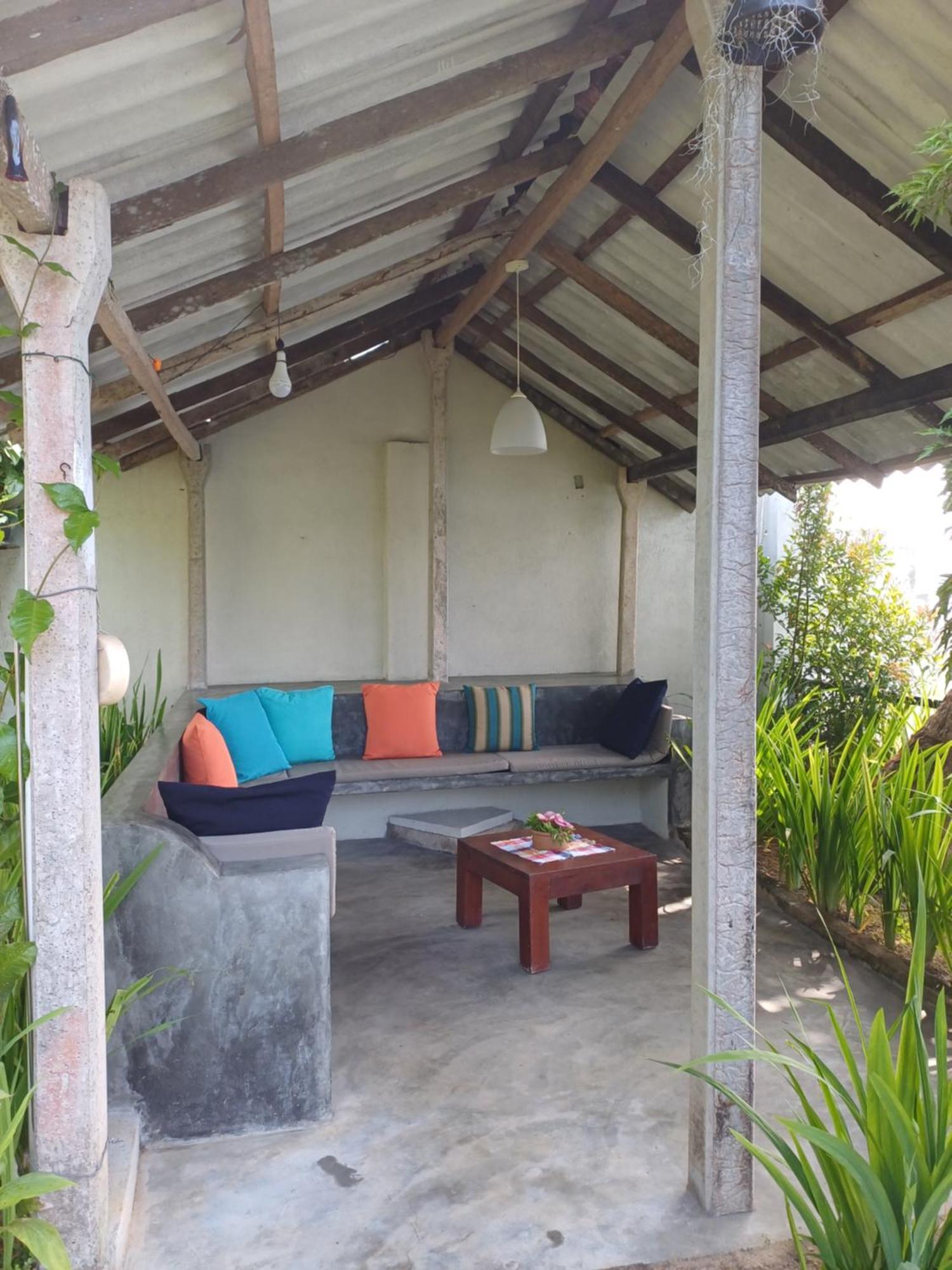 Villa River View Aluthgama Eksteriør billede